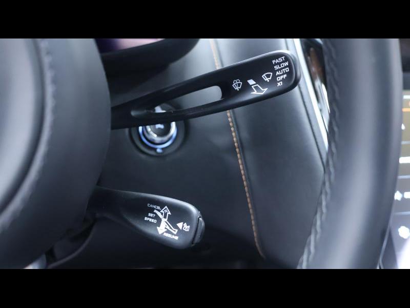 McLaren Qualified Pre-Owned by Louyet