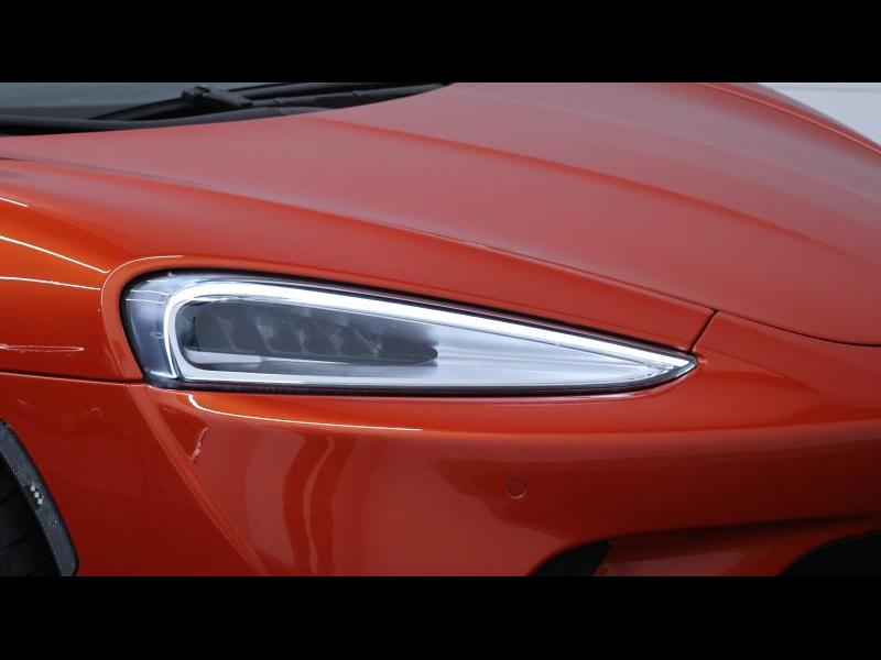McLaren Qualified Pre-Owned by Louyet