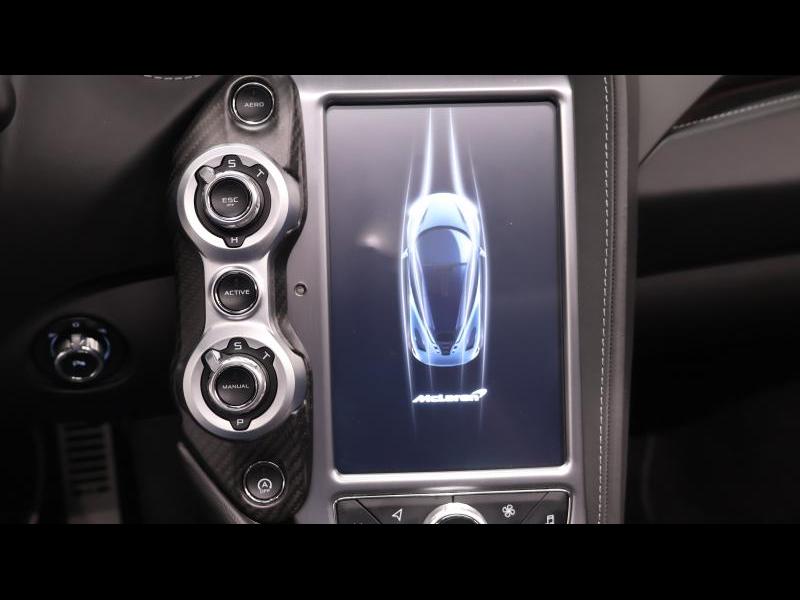 McLaren Qualified Pre-Owned by Louyet