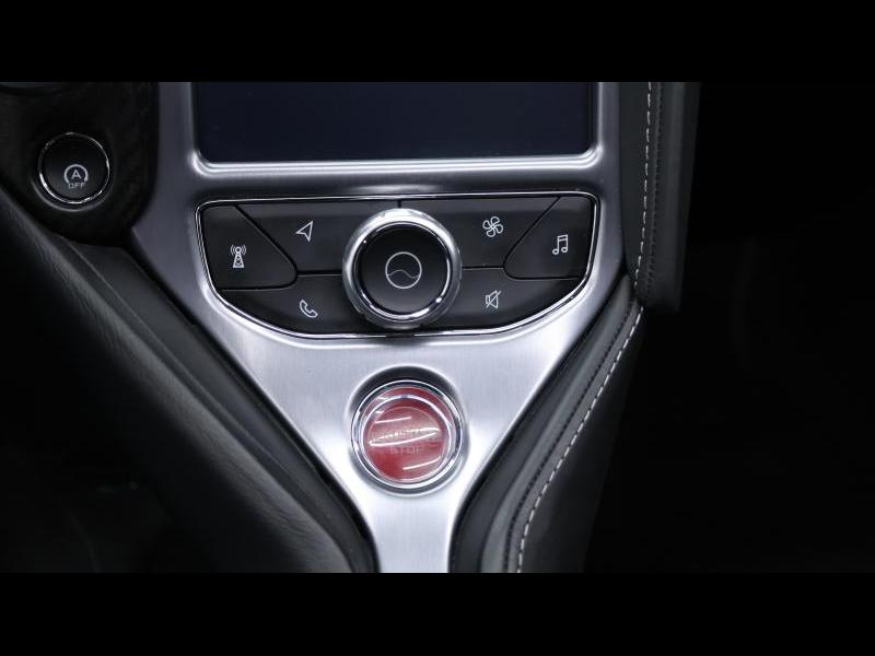 McLaren Qualified Pre-Owned by Louyet