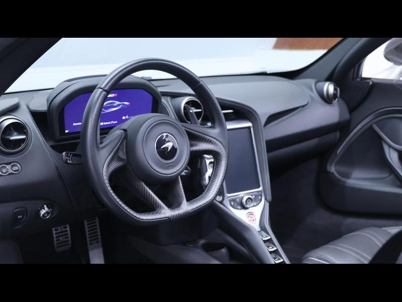 McLaren Qualified Pre-Owned by Louyet