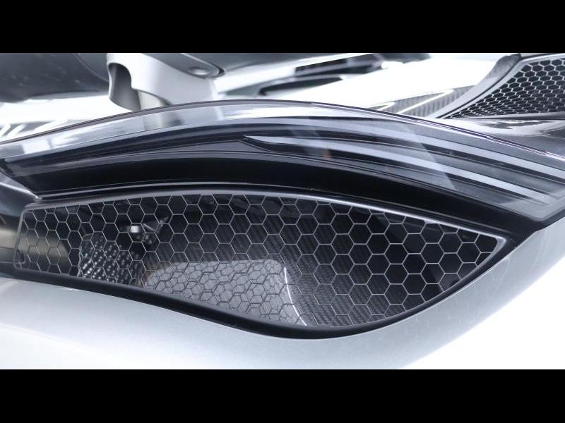 McLaren Qualified Pre-Owned by Louyet