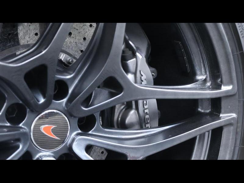 McLaren Qualified Pre-Owned by Louyet
