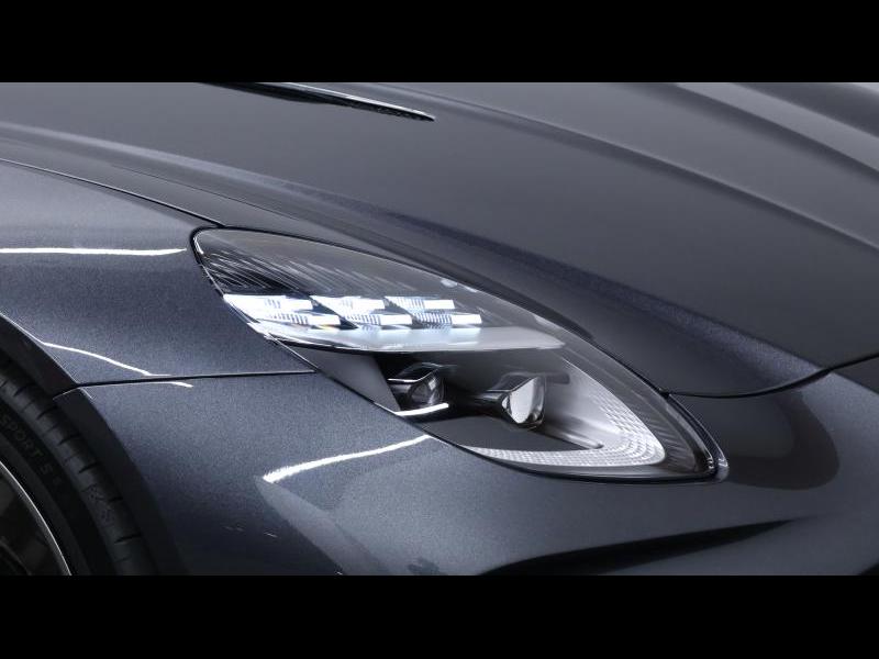 Aston Martin Timeless by Louyet | V8 Vantage