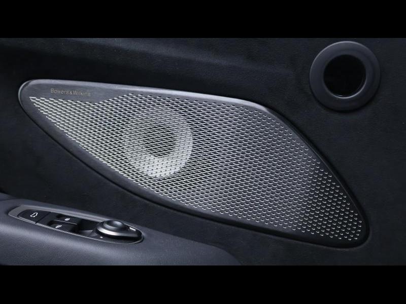 Aston Martin Timeless by Louyet | V8 Vantage