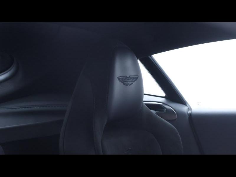 Aston Martin Timeless by Louyet | V8 Vantage
