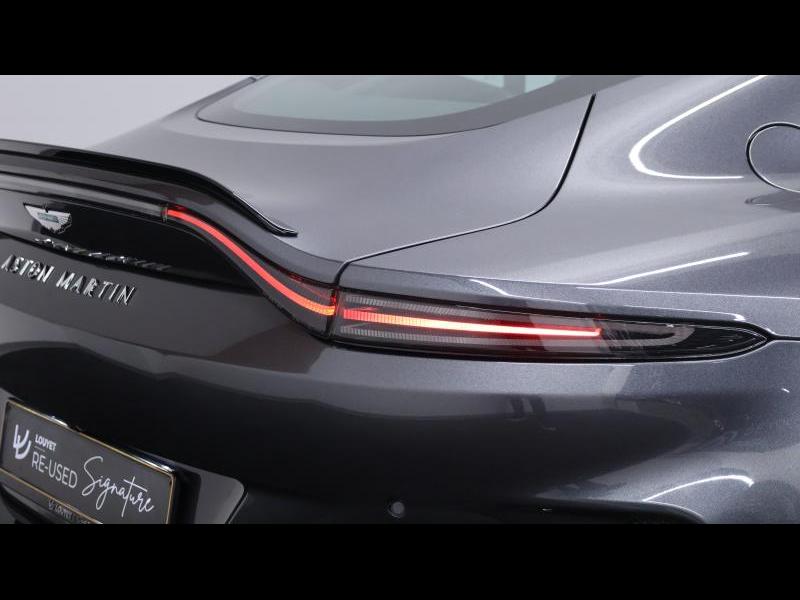 Aston Martin Timeless by Louyet | V8 Vantage