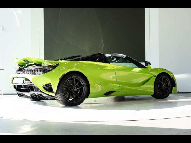 McLaren Qualified Pre-Owned by Louyet