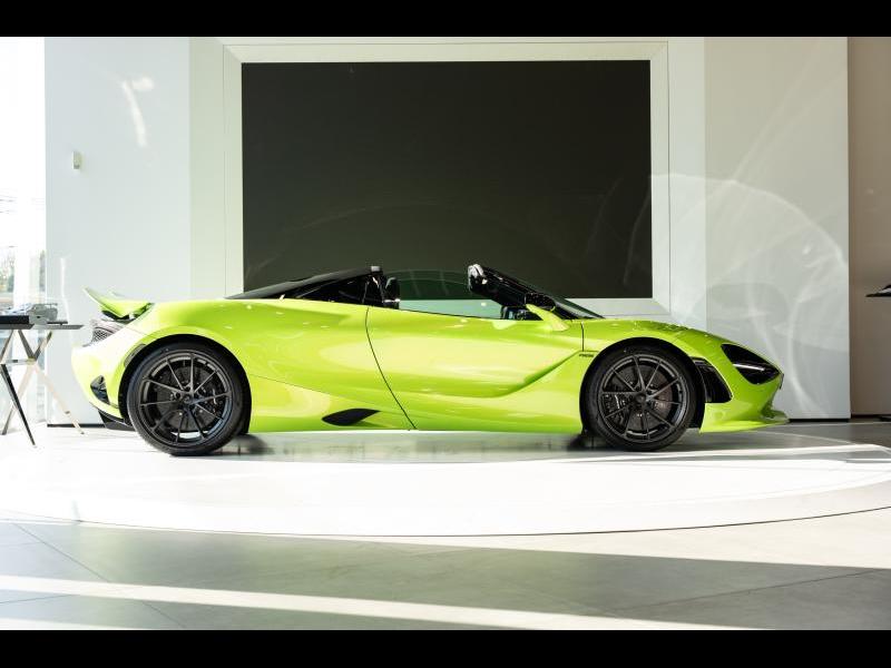 McLaren Qualified Pre-Owned by Louyet