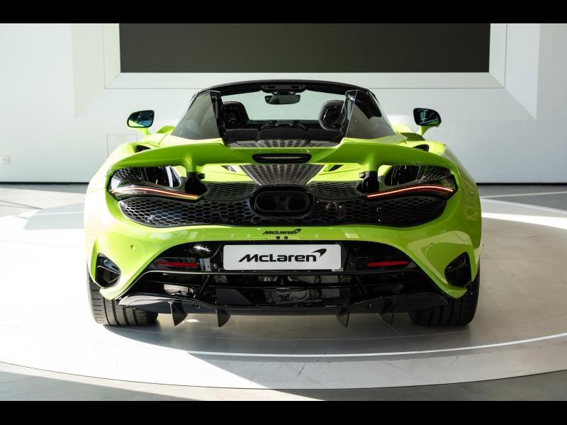 McLaren Qualified Pre-Owned by Louyet