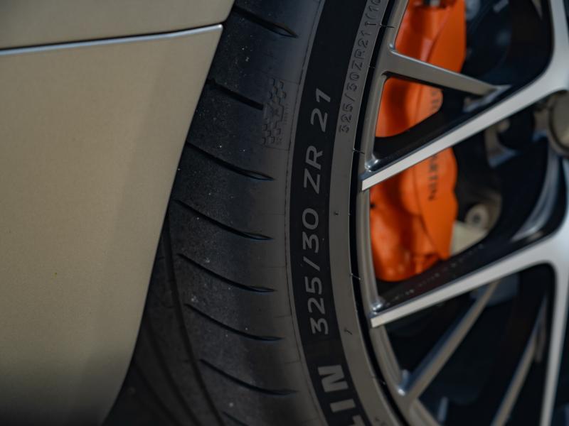 Aston Martin Timeless by Louyet | DB12