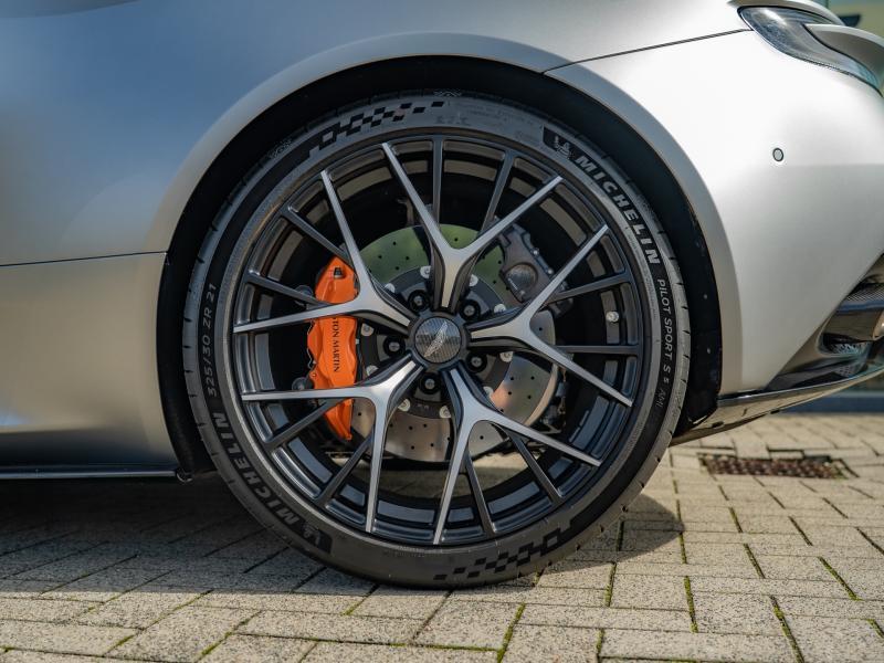 Aston Martin Timeless by Louyet | DB12