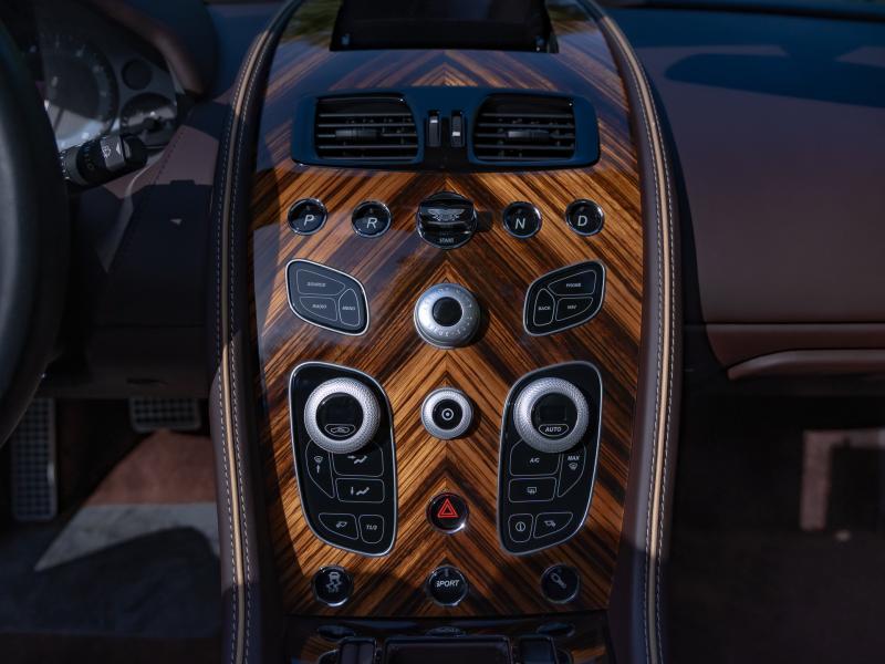 Aston Martin Timeless by Louyet | DB9