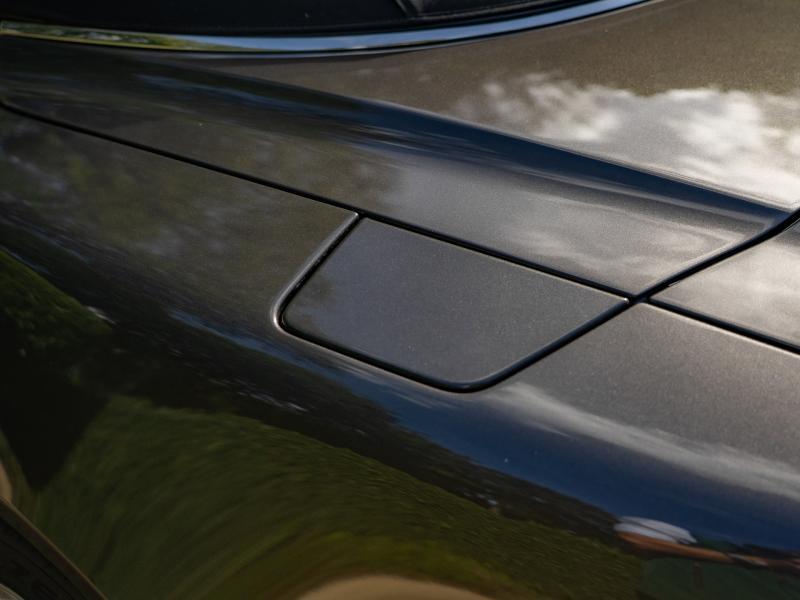 Aston Martin Timeless by Louyet | DB9