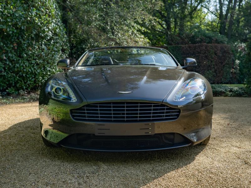 Aston Martin Timeless by Louyet | DB9