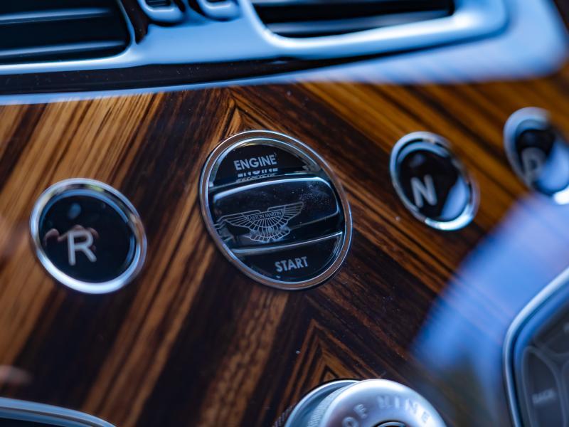 Aston Martin Timeless by Louyet | DB9