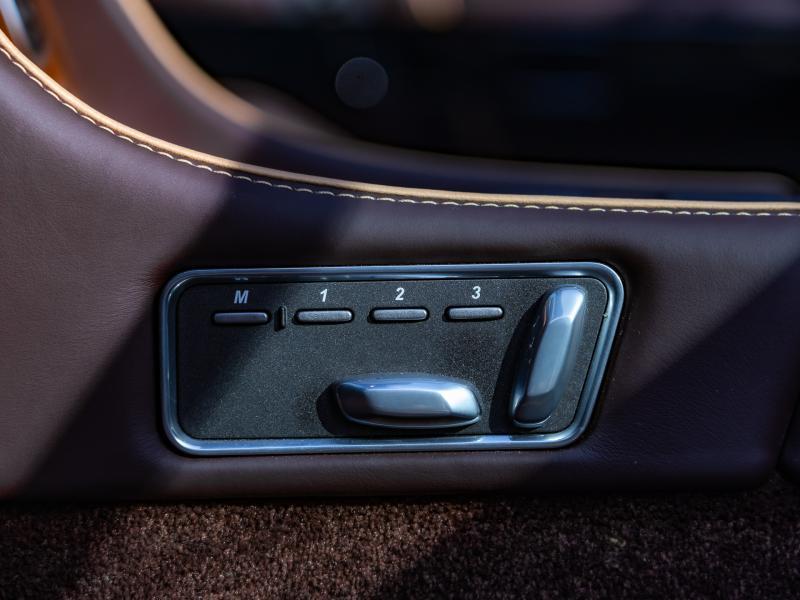 Aston Martin Timeless by Louyet | DB9