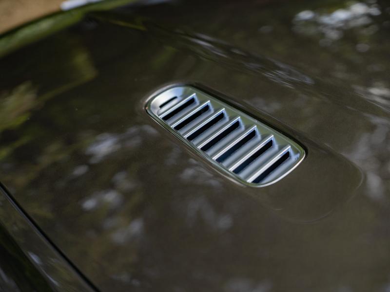 Aston Martin Timeless by Louyet | DB9