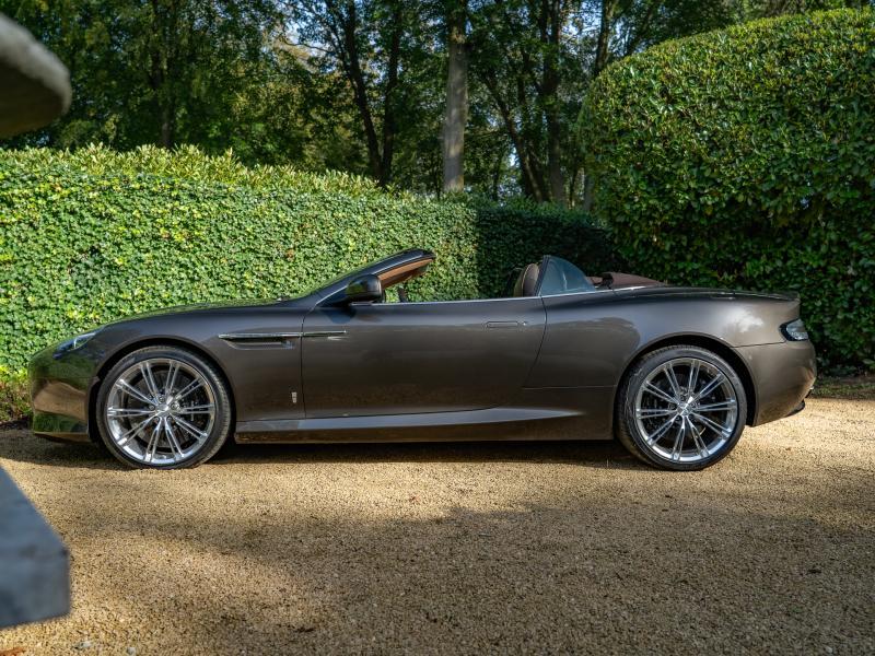 Aston Martin Timeless by Louyet | DB9