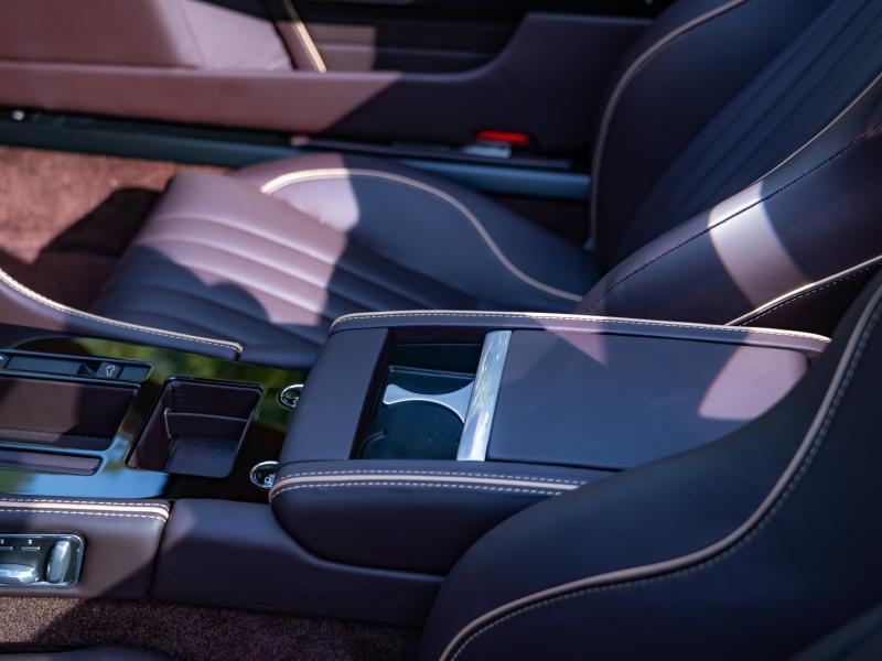 Aston Martin Timeless by Louyet | DB9