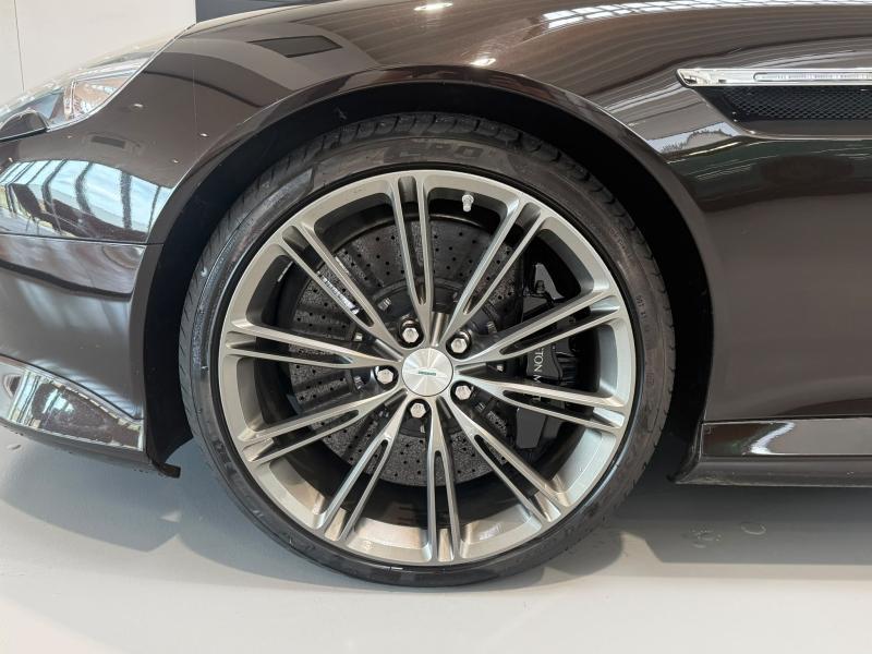 Aston Martin Timeless by Louyet | Virage