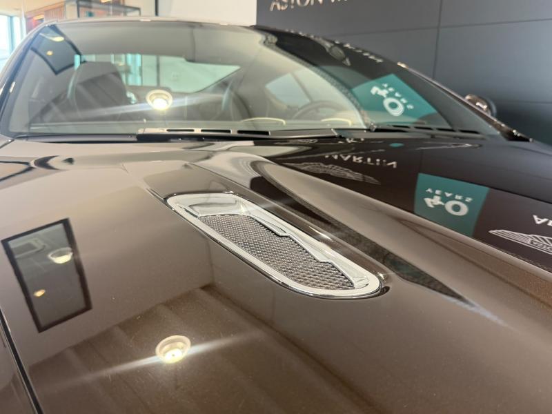 Aston Martin Timeless by Louyet | Virage