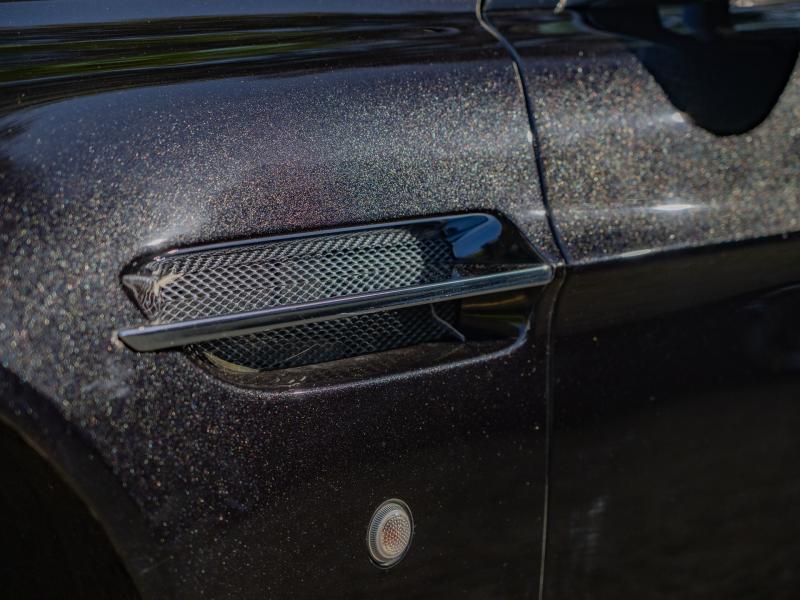 Aston Martin Timeless by Louyet | V12 Vantage