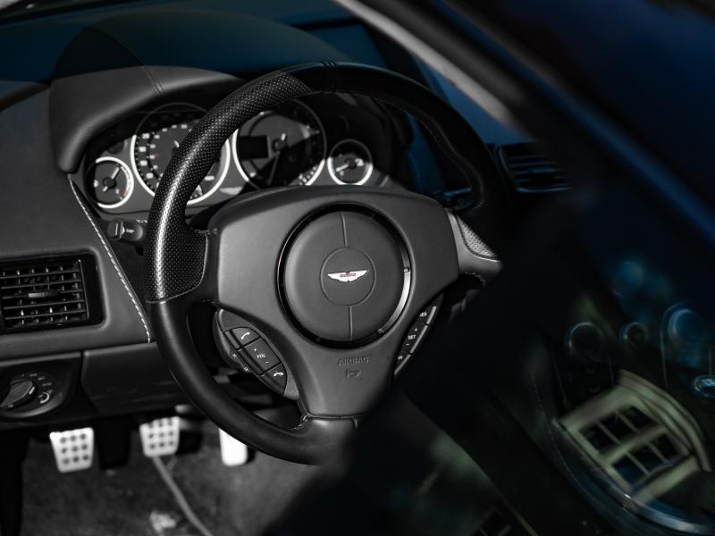 Aston Martin Timeless by Louyet | V12 Vantage