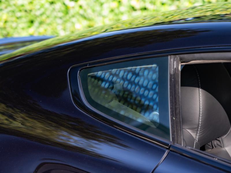 Aston Martin Timeless by Louyet | V12 Vantage