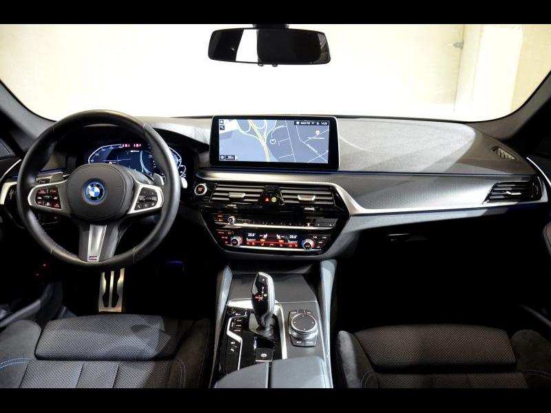Image représentant la voiture : BMW Serie 5 530 4/5DOORS