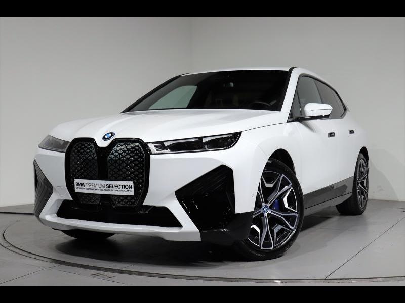 Image représentant la voiture : BMW iX SUV