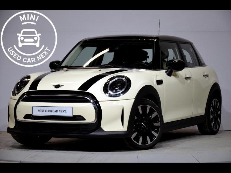 Image représentant la voiture : MINI Cooper 4/5DOORS