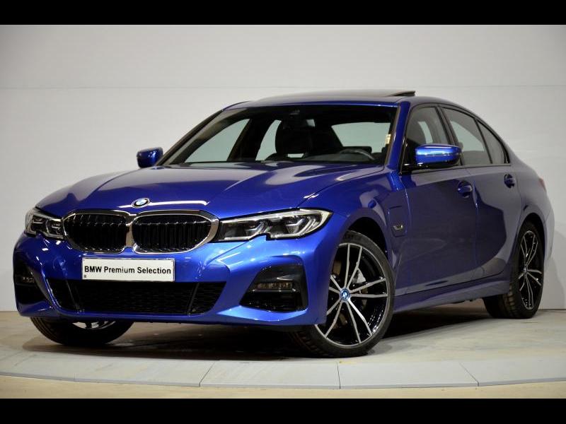 Image représentant la voiture : BMW Serie 3 330 4/5DOORS