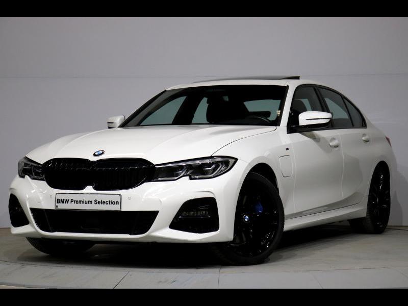 Image représentant la voiture : BMW Serie 3 330 4/5DOORS