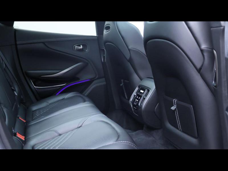 Aston Martin Timeless by Louyet | DBX
