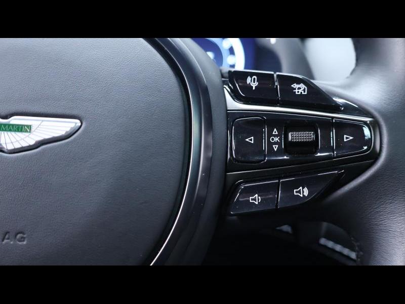 Aston Martin Timeless by Louyet | DBX