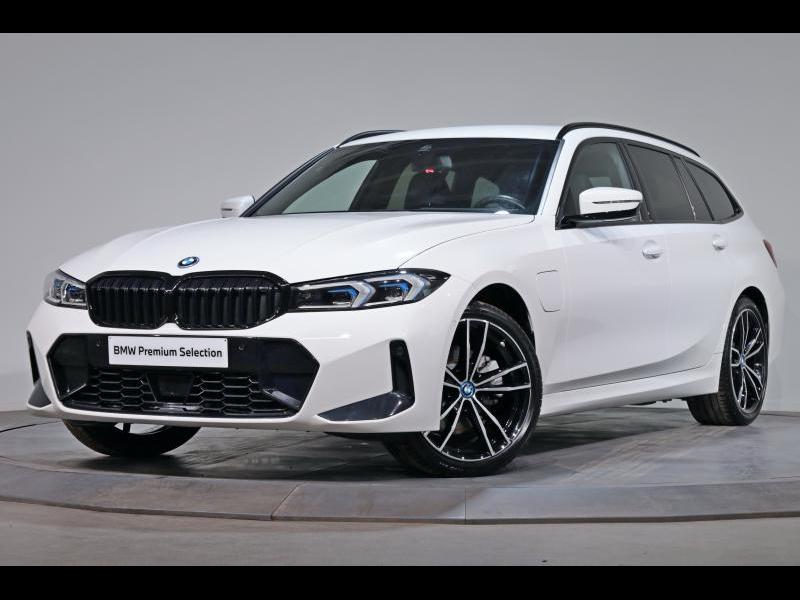 Image représentant la voiture : BMW Serie 3 330 BREAK
