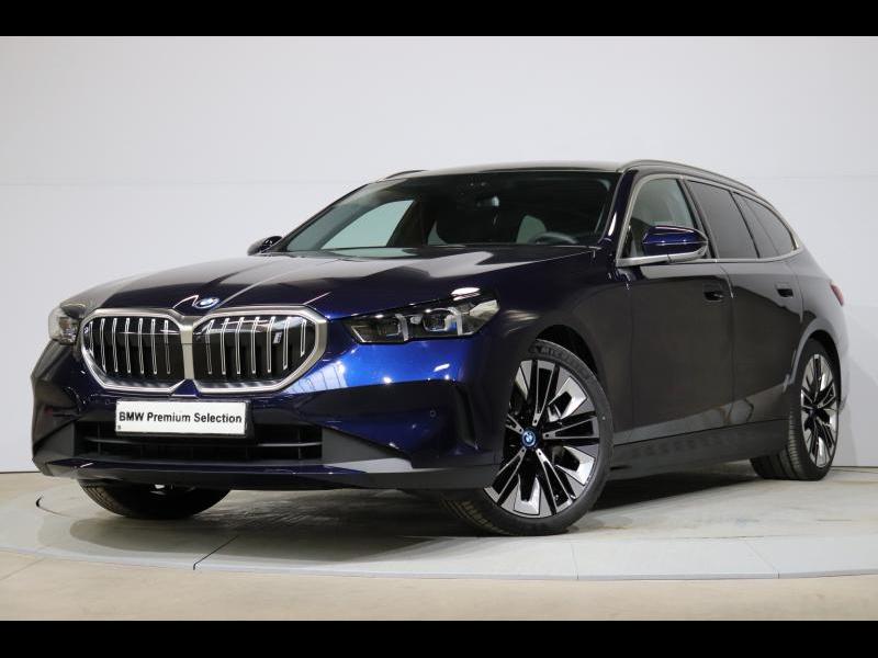 Image représentant la voiture : BMW i5 BREAK