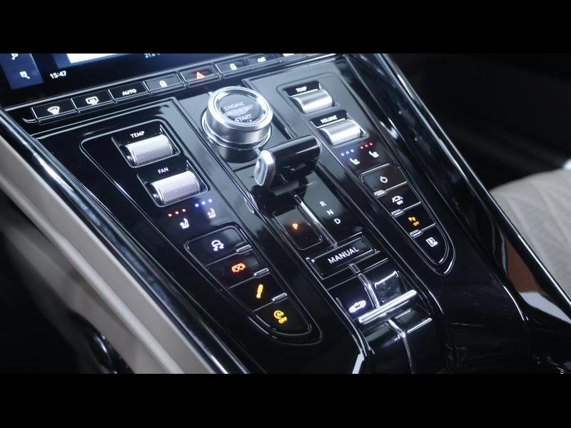 Aston Martin Timeless by Louyet | DB12