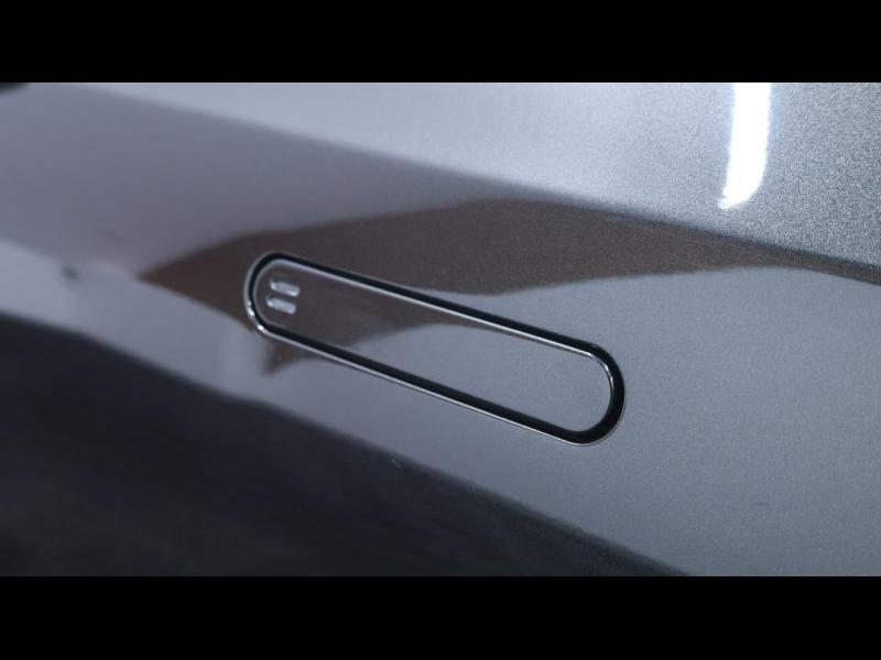 Aston Martin Timeless by Louyet | DB12
