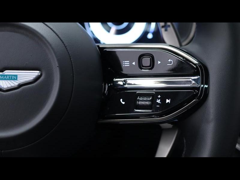 Aston Martin Timeless by Louyet | DBX