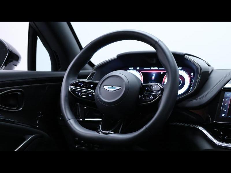 Aston Martin Timeless by Louyet | DBX