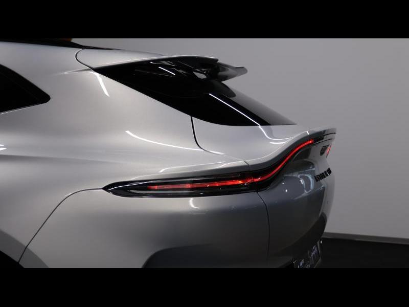 Aston Martin Timeless by Louyet | DBX