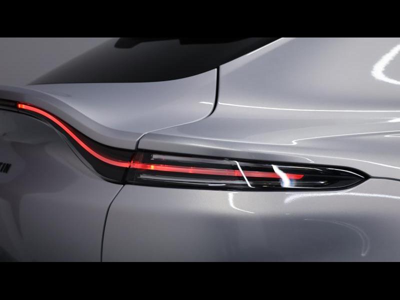 Aston Martin Timeless by Louyet | DBX