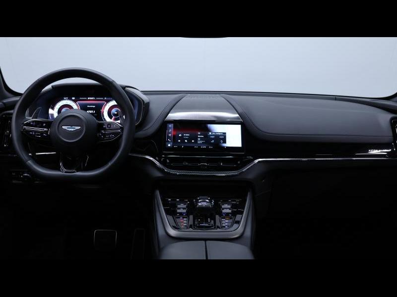 Aston Martin Timeless by Louyet | DBX