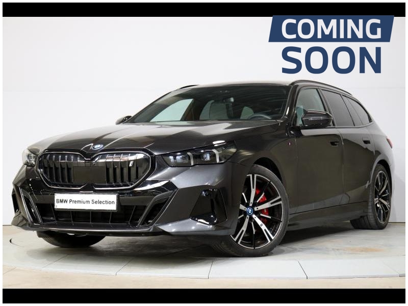 Image représentant la voiture : BMW i5 BREAK