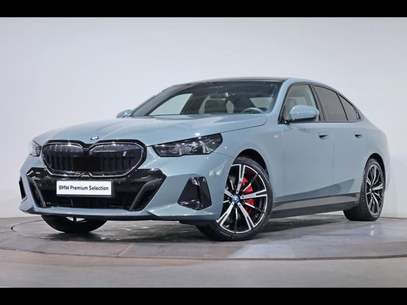 Image représentant la voiture : BMW i5 4/5DOORS