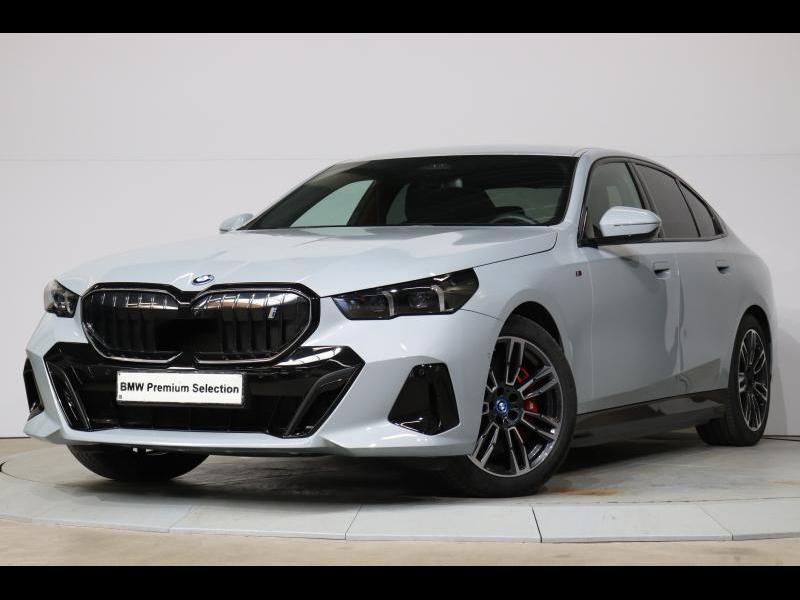 Image représentant la voiture : BMW i5 4/5DOORS