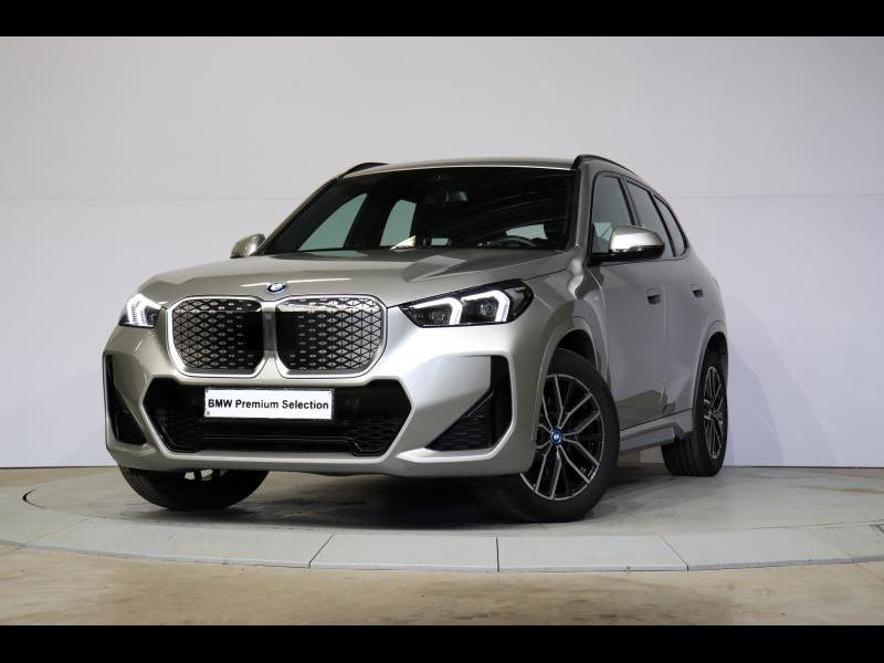 Image représentant la voiture : BMW iX1 SUV