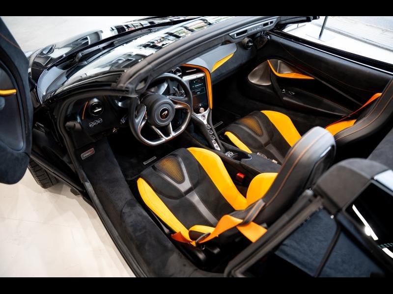 McLaren Qualified Pre-Owned by Louyet
